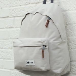 🎒 $70 J Crew Eastpak Padded Pak'r Backpack Silver